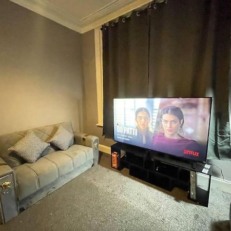 30 Percent Off Weekly Stays - 6 Bedroom House - 11 Beds Blackpool Eksteriør billede